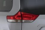 Toyota Sienna XLE 2010 года